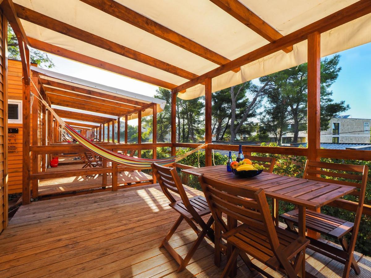 Mediteran Travel Mobile Homes Trogir - Čiovo Arbanija Esterno foto